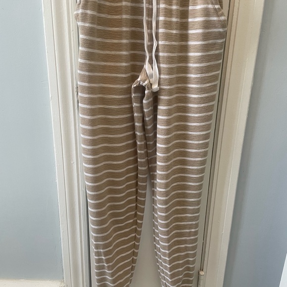 Aerie Striped Tan and White Jumpsuit with Pockets - Picture 4 of 7